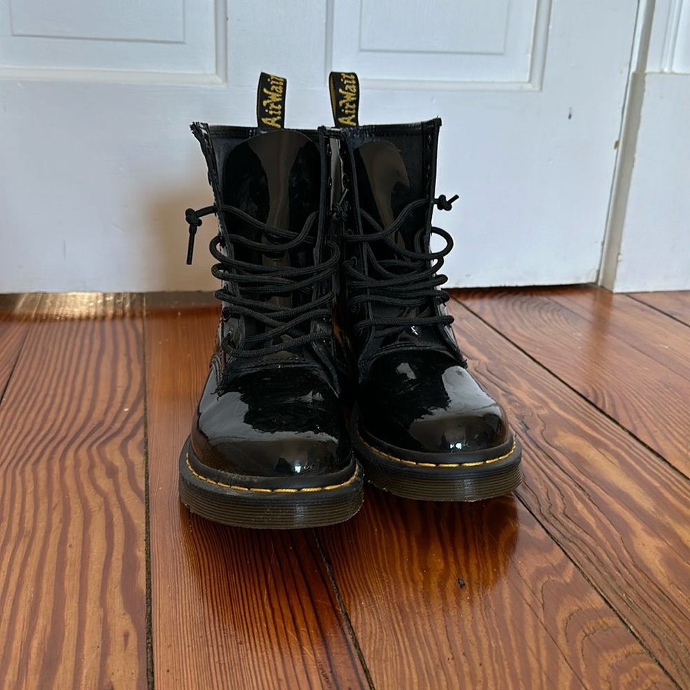 Dr. Marten 1460, black glossy boots, size 9